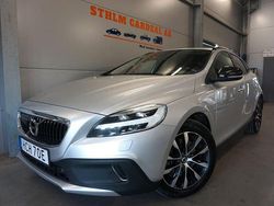 Silver Begagnad 2019 Volvo V40 CC Momentum Kombi | 169 700 kr (Marknadspris)
