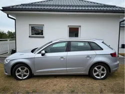 Silver Begagnad 2015 Audi A3 Sportback Attraction Halvkombi | 159 000 kr (Marknadspris)