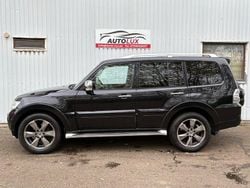 Svart Begagnad 2011 Mitsubishi Pajero SUV | 137 900 kr (Marknadspris)
