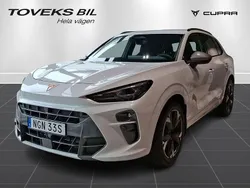 Vit (glacial white metallic) Ny 2025 Cupra Terramar SUV | 446 100 kr (Marknadspris)