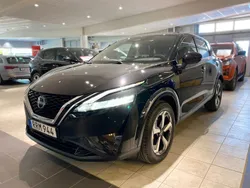 Svart (pearl black ) Begagnad 2023 Nissan Qashqai N-Connecta SUV | 329 900 kr (Lite dyr)