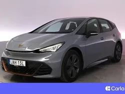 Ljusgrå Begagnad 2023 Cupra Born Halvkombi | 276 900 kr (Marknadspris)