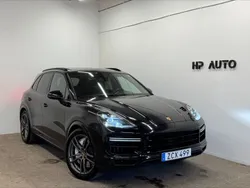 Svart Begagnad 2017 Porsche Cayenne Turbo SUV | 665 000 kr (Superpris)