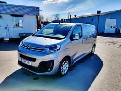 Grå Begagnad 2021 Citroën Jumpy Business Class Minibuss | 162 500 kr (Dyr)