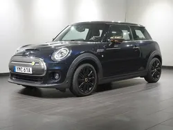Svart Begagnad 2020 Mini Cooper Halvkombi | 169 900 kr (Bra pris)