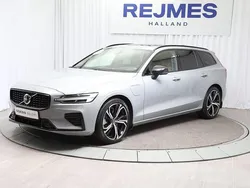 Grå Begagnad 2024 Volvo V60 Ultra Kombi | 599 500 kr