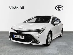 Vit Begagnad 2023 Toyota Corolla Style Kombi | 319 000 kr (Marknadspris)