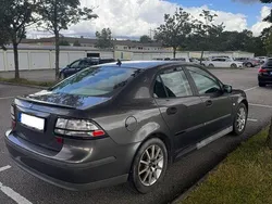 Brun Begagnad 2005 Saab 9-3 Linear Sedan | 23 000 kr (Marknadspris)