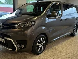 Mörkgrå Begagnad 2021 Toyota Proace Verso Kombi | 339 900 kr (Bra pris)