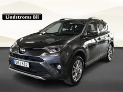 Mörkgrå Begagnad 2016 Toyota RAV4 Executive SUV | 219 000 kr (Dyr)
