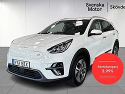 Vit Begagnad 2022 Kia e-Niro Advance SUV | 259 200 kr (Marknadspris)
