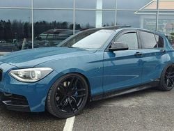 Svart Begagnad 2013 BMW M135 Comfort Edition Halvkombi | 239 900 kr (Marknadspris)