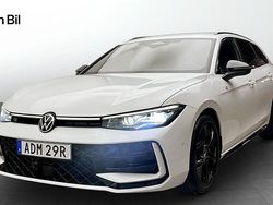 Silver Begagnad 2024 VW Passat R-line Kombi | 464 900 kr