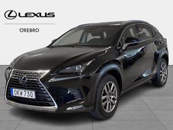 Svart Begagnad 2018 Lexus NX300h Executive Line SUV | 249 900 kr (Marknadspris)