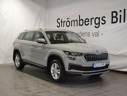 Grå Begagnad 2022 Skoda Kodiaq Style SUV | 349 000 kr (Marknadspris)