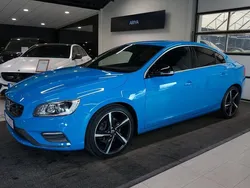 Blå Begagnad 2015 Volvo S60 R-Design Sedan | 199 000 kr (Dyr)