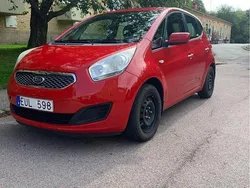 Röd Begagnad 2011 Kia Venga Halvkombi | 37 000 kr (Bra pris)