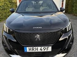 Svart Begagnad 2021 Peugeot e-2008 GT SUV | 195 000 kr (Bra pris)