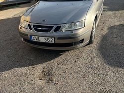 Ljusgrå Begagnad 2006 Saab 9-3 Vector Kombi | 34 500 kr (Marknadspris)