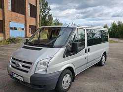 Grå Begagnad 2011 Ford Transit Kombi | 76 000 kr (Marknadspris)