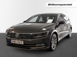 Mörkgrå (grå) Begagnad 2015 VW Passat Kombi | 159 500 kr (Marknadspris)