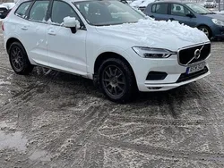 Vit Begagnad 2020 Volvo XC60 Momentum SUV | 285 000 kr (Bra pris)