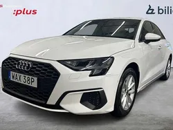 Vit Begagnad 2023 Audi A3 Proline Sedan | 314 500 kr (Lite dyr)