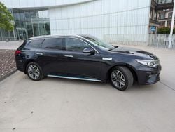 Blå Begagnad 2019 Kia Optima Hybrid 3 Sedan | 220 000 kr (Marknadspris)