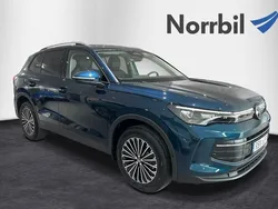 Silver Ny 2025 VW Tiguan Life SUV | 545 100 kr (Marknadspris)