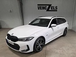 Vit Begagnad 2022 BMW 330e M Sport Kombi | 424 000 kr (Dyr)