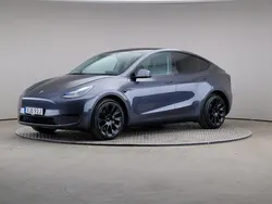 Grå Begagnad 2022 Tesla Model Y Long Range AWD SUV | 399 000 kr (Marknadspris)