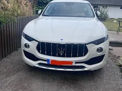 Begagnad 2017 Maserati Levante SUV | 375 000 kr