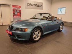 Ljusblå Begagnad 1996 BMW Z3 Cab | 89 000 kr
