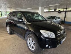 Svart Begagnad 2008 Toyota RAV4 SUV | 69 900 kr (Marknadspris)