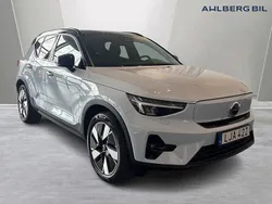 Ljusblå Begagnad 2023 Volvo XC40 Plus SUV | 479 500 kr