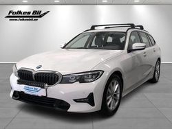 Vit Begagnad 2021 BMW 320 Kombi | 279 000 kr (Bra pris)