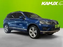 Blå Begagnad 2015 VW Touareg R-line SUV | 219 800 kr (Marknadspris)