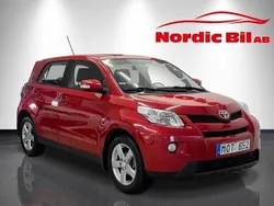 Mörkröd (röd) Begagnad 2009 Toyota Urban Cruiser SUV | 69 900 kr (Lite dyr)