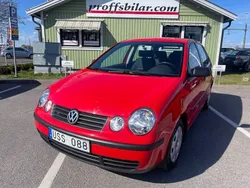 Röd Begagnad 2004 VW Polo Halvkombi | 44 900 kr (Dyr)