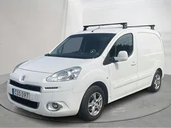Vit Begagnad 2015 Peugeot Partner Minibuss | 60 000 kr (Superpris)