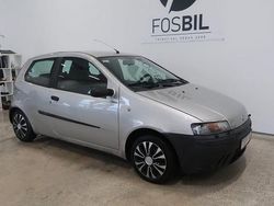 Ljusgrå Begagnad 2002 Fiat Punto Halvkombi | 19 900 kr