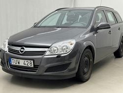 Grå Begagnad 2010 Opel Astra Kombi | 34 000 kr (Marknadspris)