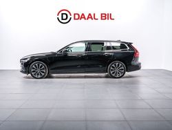 Svart Begagnad 2022 Volvo V60 Core Kombi | 339 700 kr (Marknadspris)