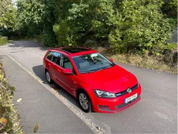 Röd Begagnad 2015 VW Golf VII Kombi | 92 000 kr (Bra pris)
