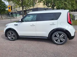 Vit Begagnad 2017 Kia Soul 2 SUV | 139 000 kr (Marknadspris)