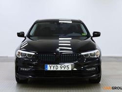 Svart Begagnad 2018 BMW 530 iPerformance Sedan | 239 900 kr (Bra pris)