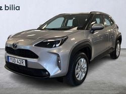 Silver Begagnad 2024 Toyota Yaris Hybrid Active SUV | 289 900 kr (Marknadspris)