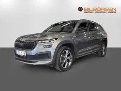 Grå Begagnad 2022 Skoda Kodiaq SportLine SUV | 429 900 kr (Lite dyr)