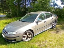 Brun Begagnad 2004 Saab 9-3 Linear Sedan | 8 500 kr (Bra pris)