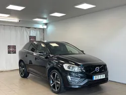 Svart Begagnad 2014 Volvo XC60 R-Design SUV | 199 900 kr (Marknadspris)